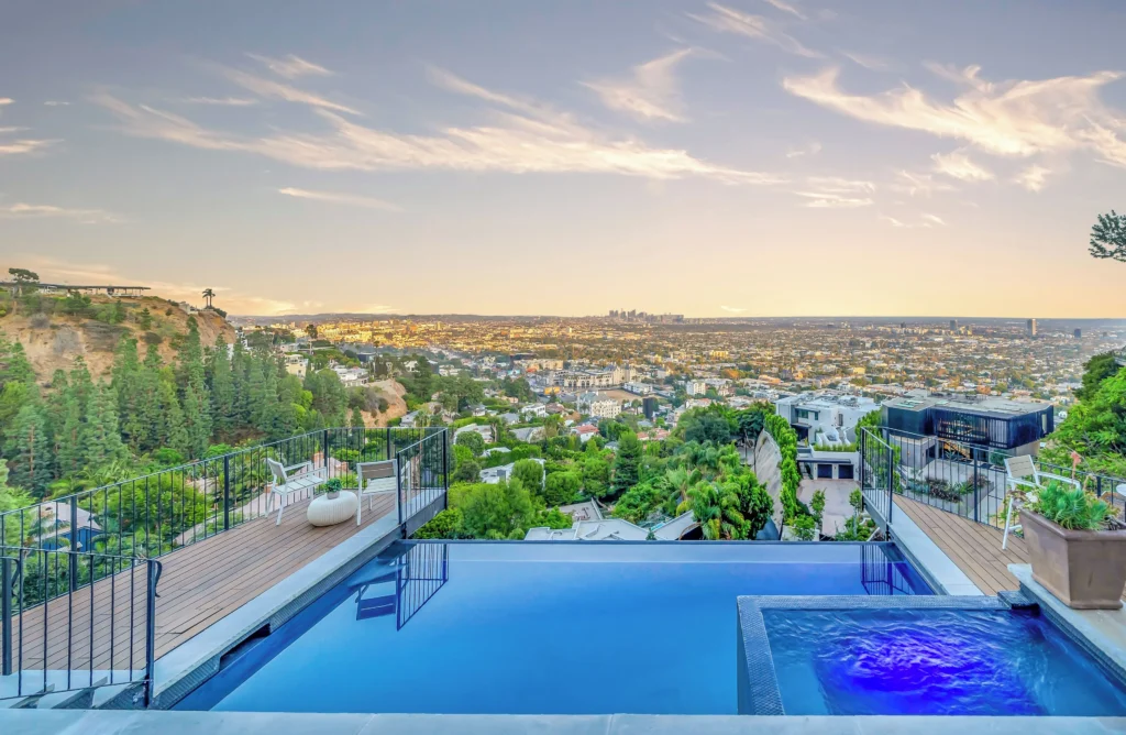 Month-to-Month Rentals in West Hollywood